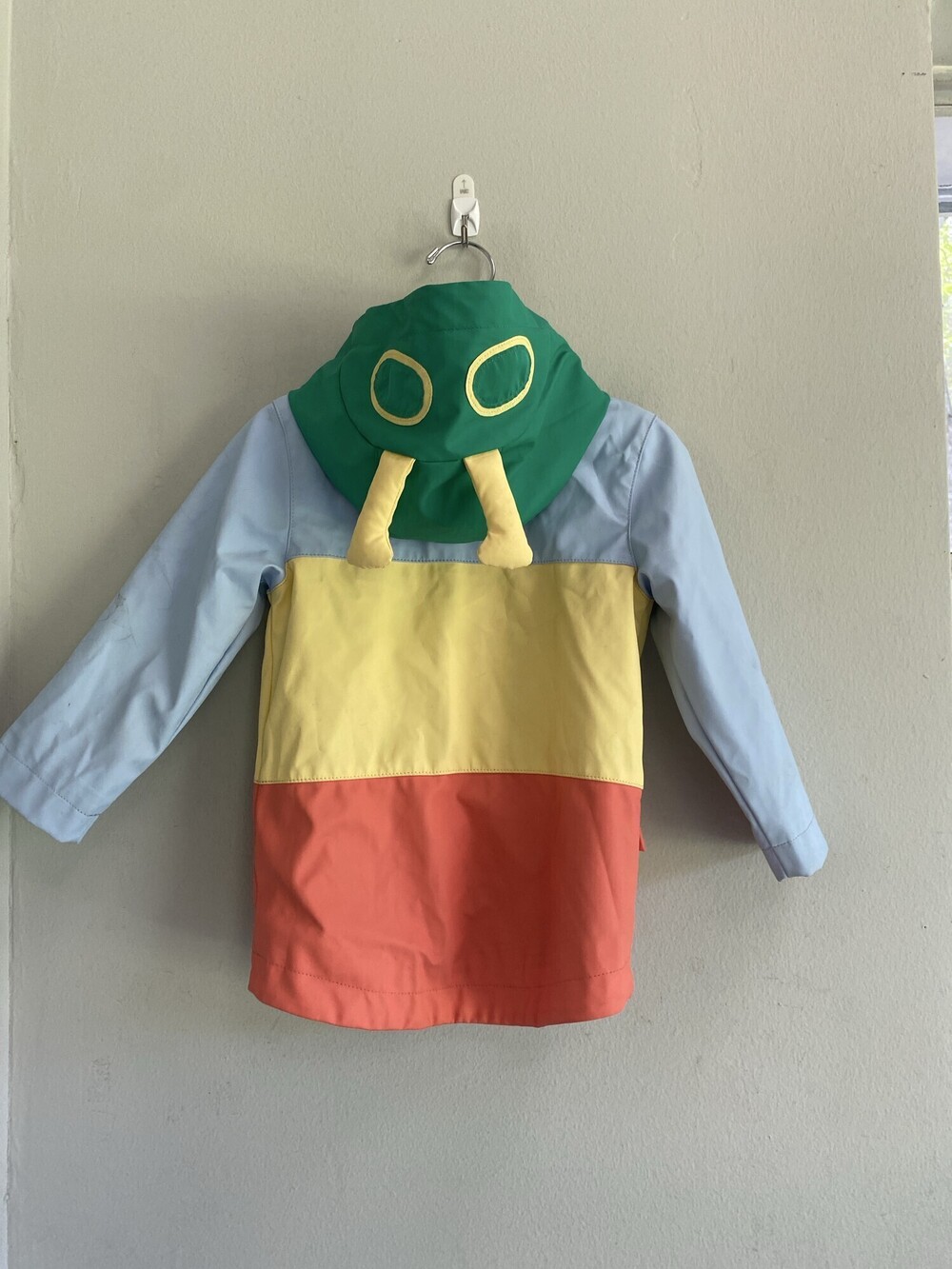 Rare Cat & Jack Caterpillar Colorblock Hooded Rain Jacket Toddler 2T